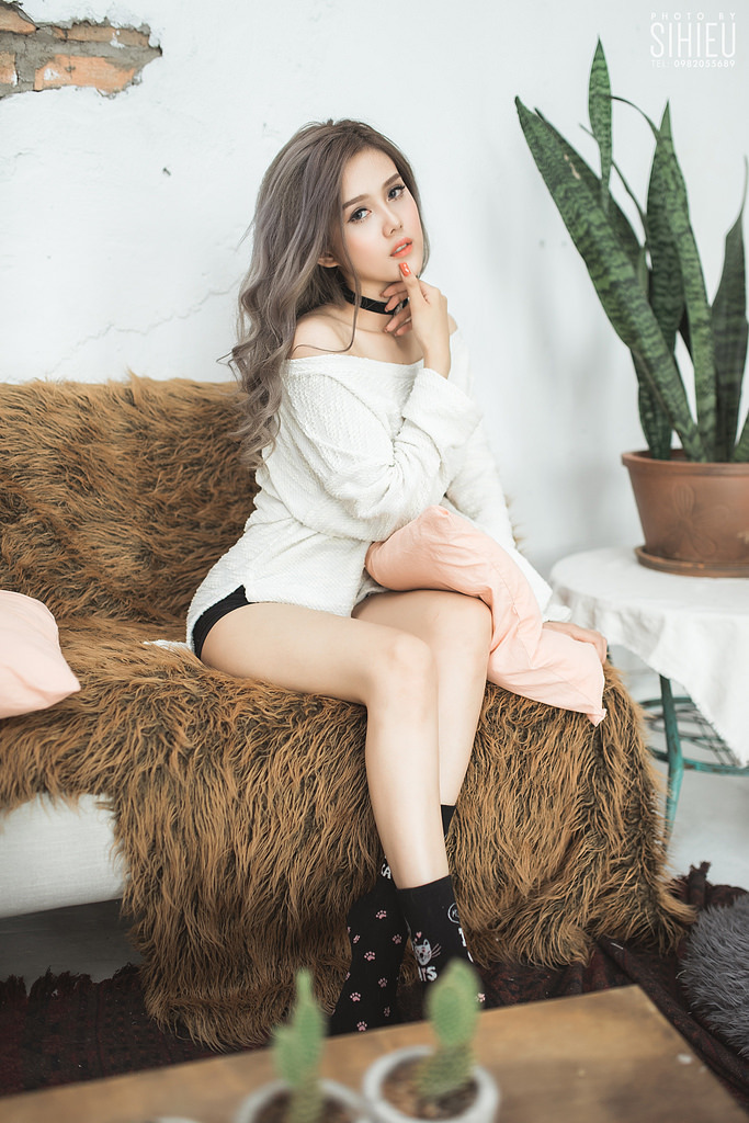 女仆裸乳给主人吃奶动漫